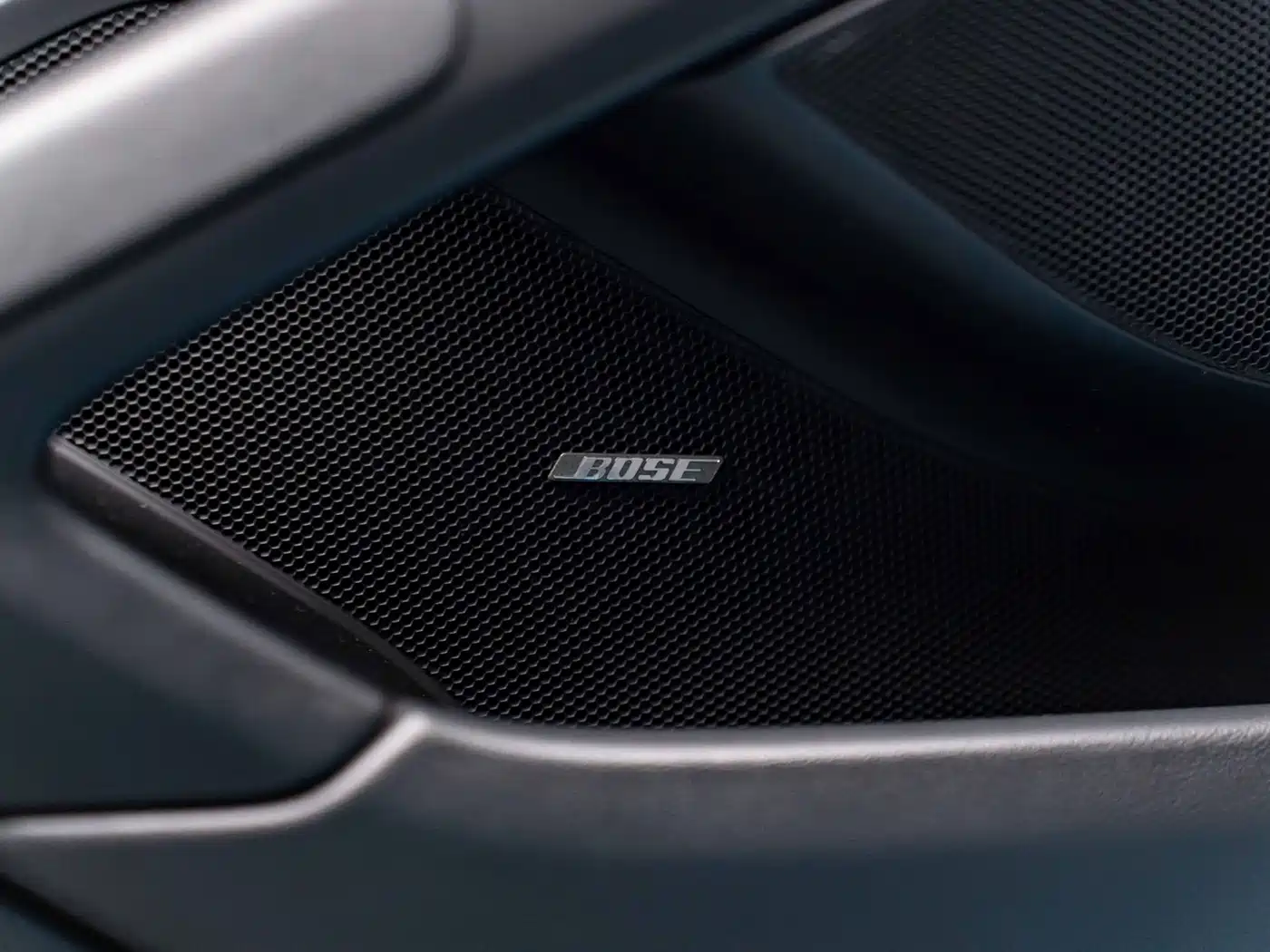Porsche 718 2019 Boxster T 2.0T фото 15