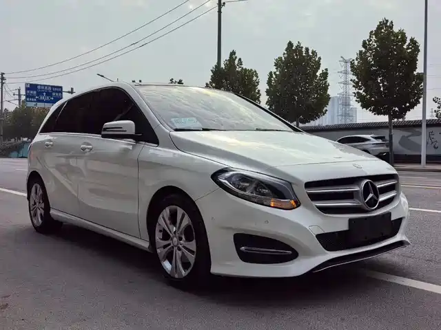 MERCEDES-BENZ B CLASS