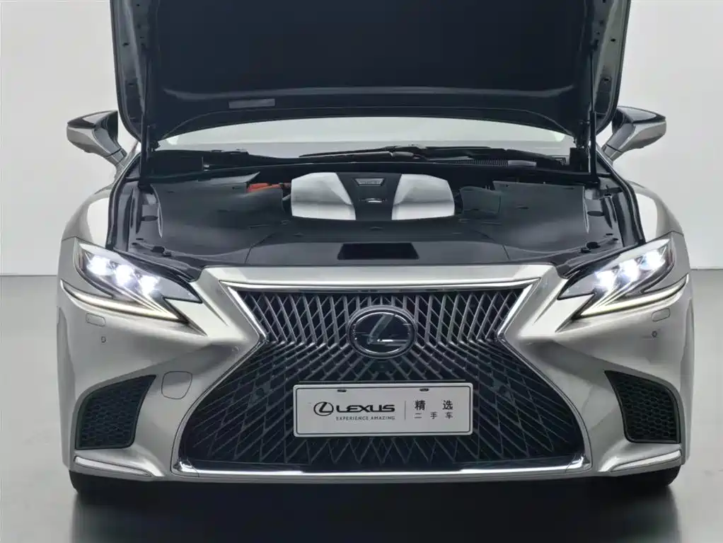 Lexus LS 2020 500h Excellence (China V) фото 3