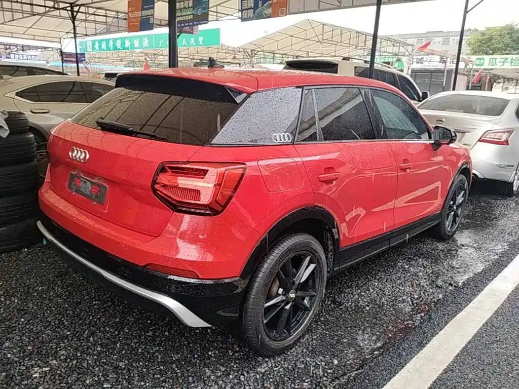 Фото 7 - Audi Q2L