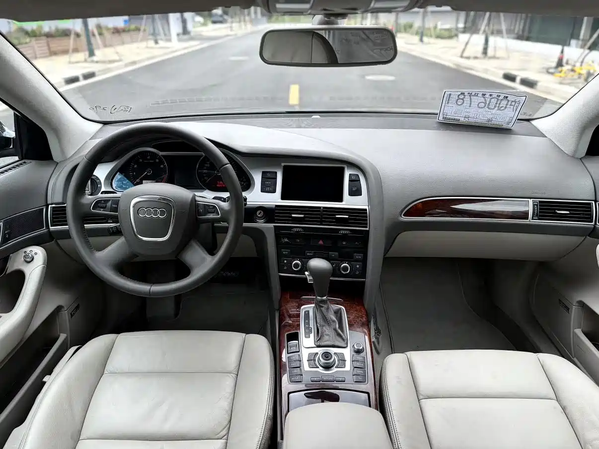 Audi A6L 2009 2.4L Comfort фото 8