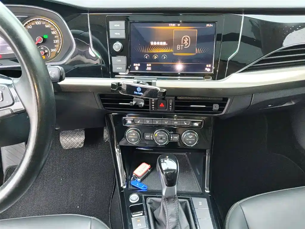 Volkswagen Passat 2019 330TSI Elite Version China VI фото 13
