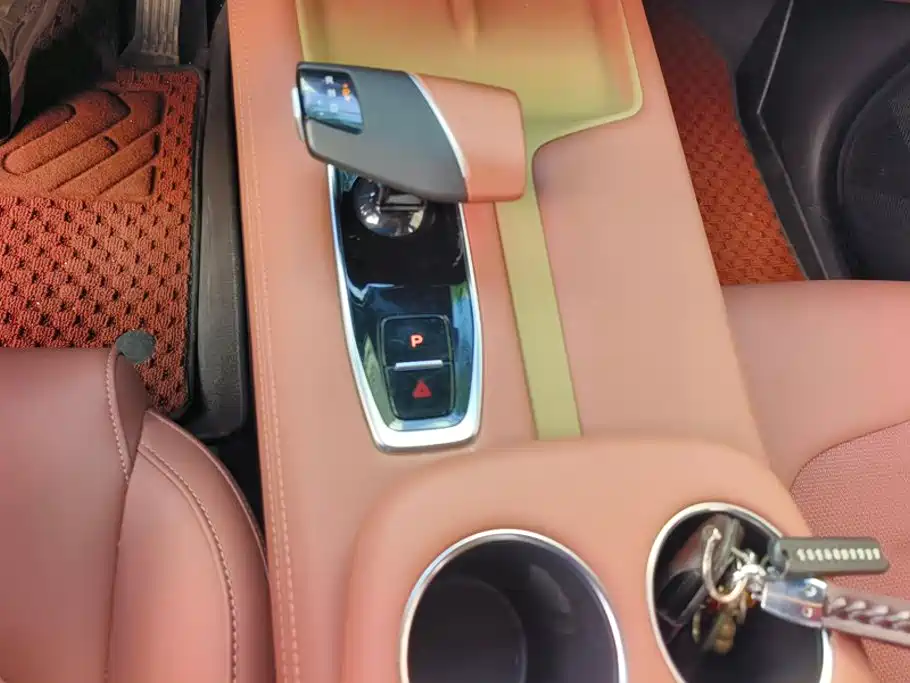 Changan UNI-Z 2024 2025 1.5T Luxury Edition