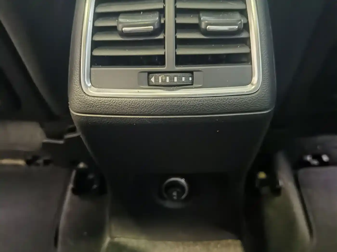 Фото 13 - Audi Q3
