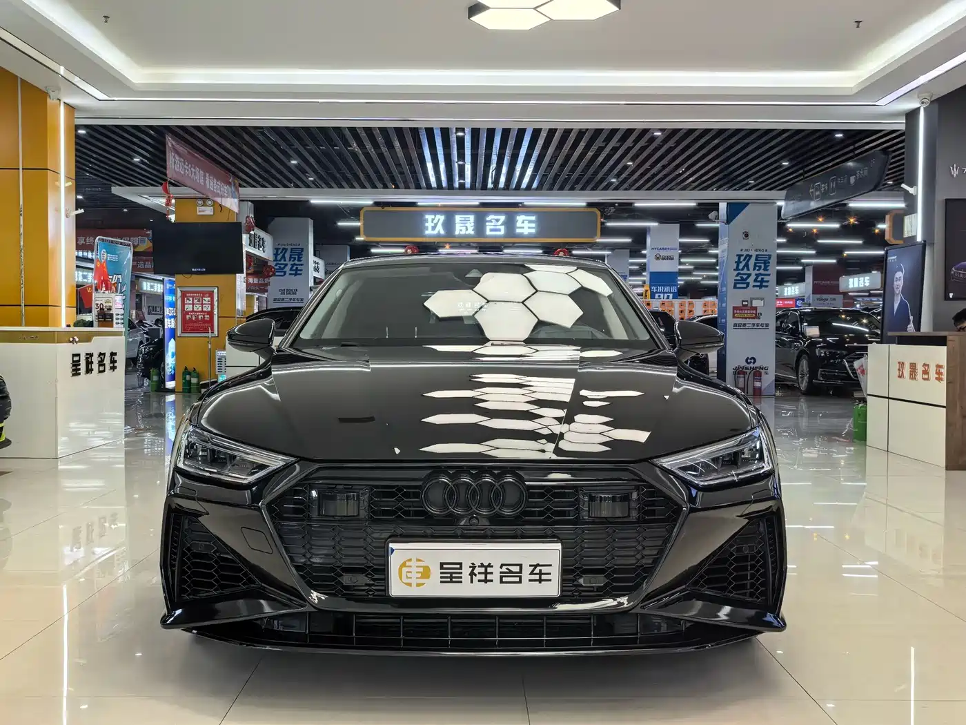 Фото 2 - Audi A7