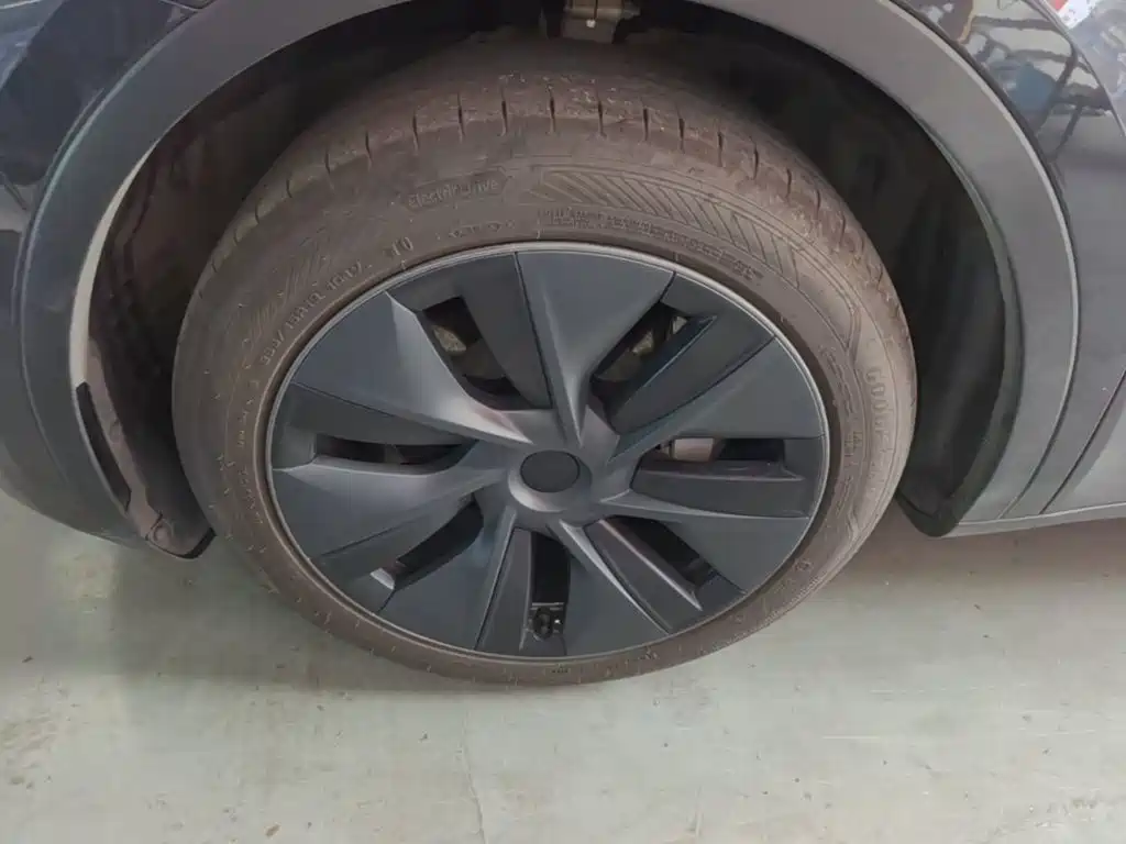Фото 23 - Tesla Model Y