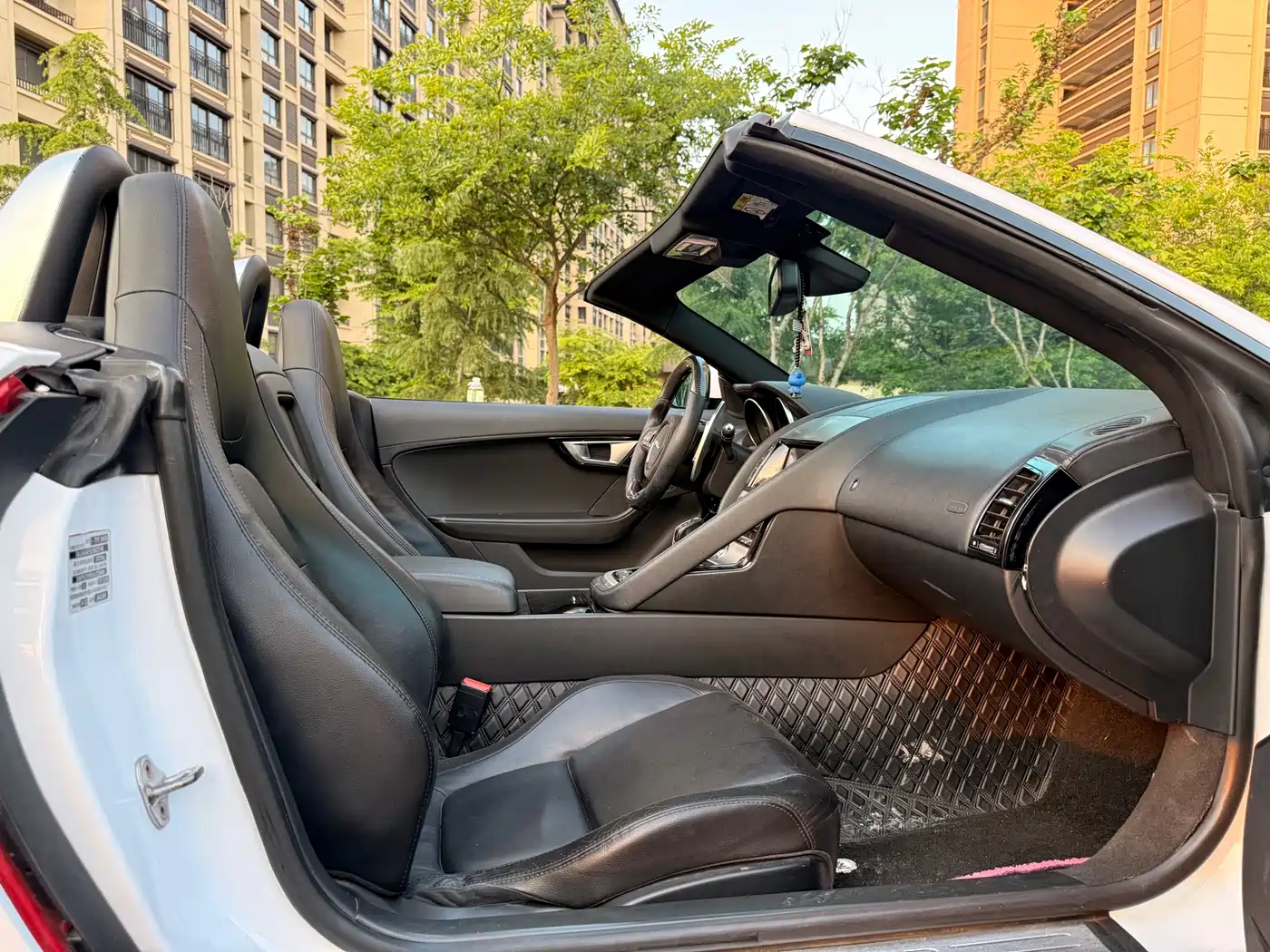 Jaguar F-TYPE 2013 3.0 SC Convertible фото 8
