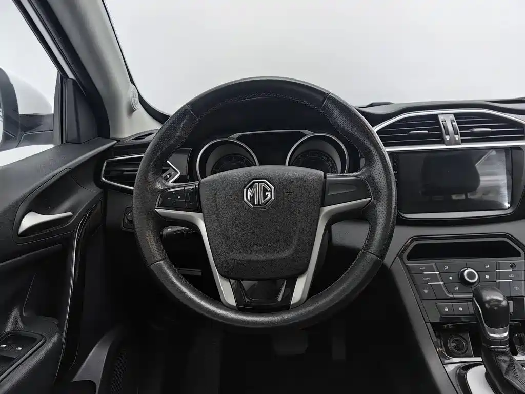 MG Roewe RX5 2016 2015 1.5TGI TST Luxury Edition