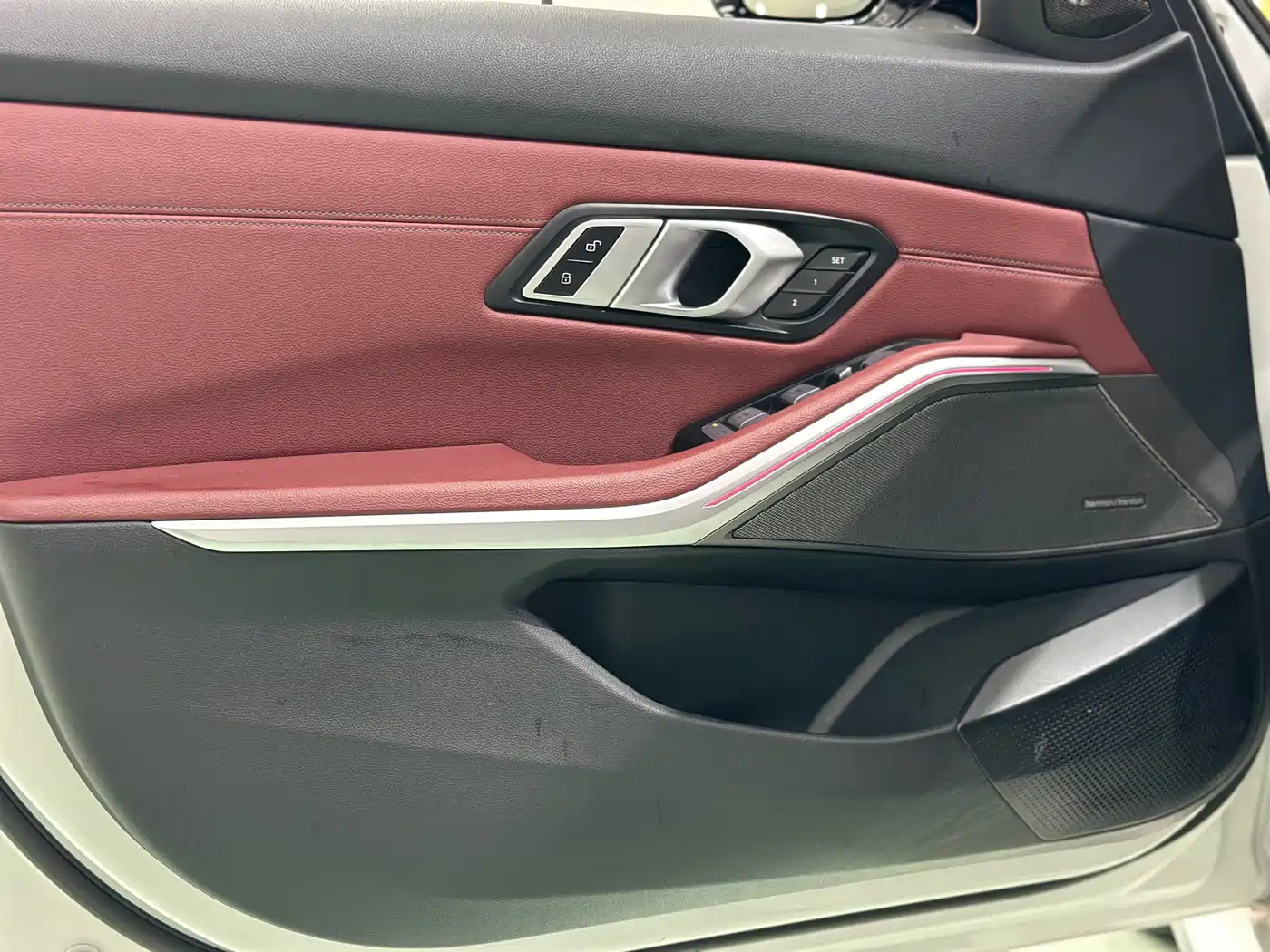 BMW i3 2023 eDrive 40 L Shadowline Package фото 27