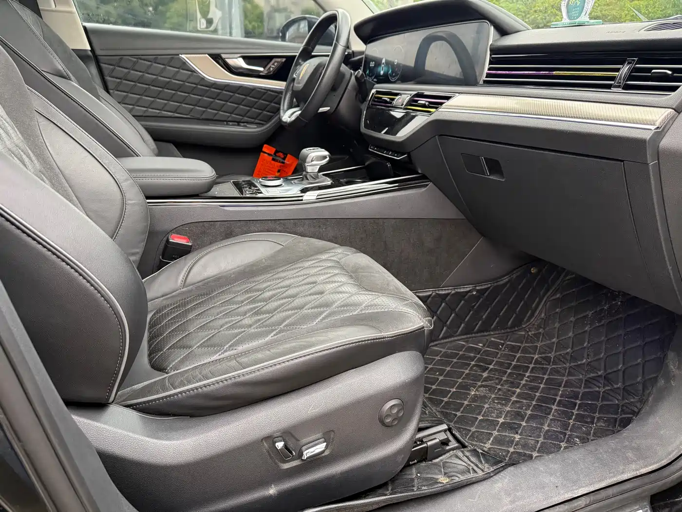 Hongqi HS5 2019 2.0T Smart Connect Enjoy Edition фото 5