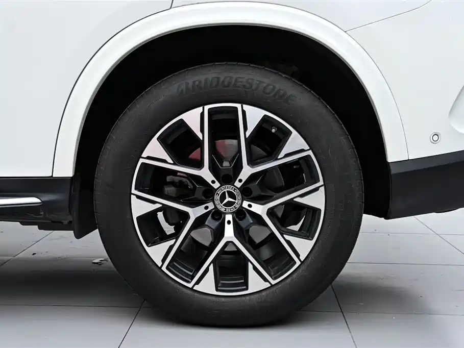Mercedes-Benz GLC 2024 GLC 260 L 4MATIC Luxury 5-seater фото 35