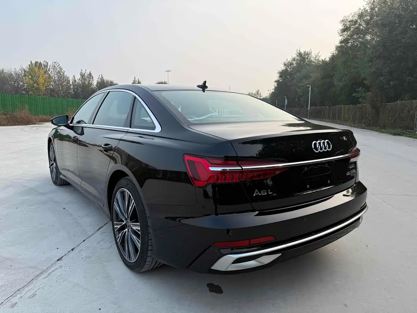 Audi A6L 2023 45 TFSI Premium Selection Dynamic фото 4
