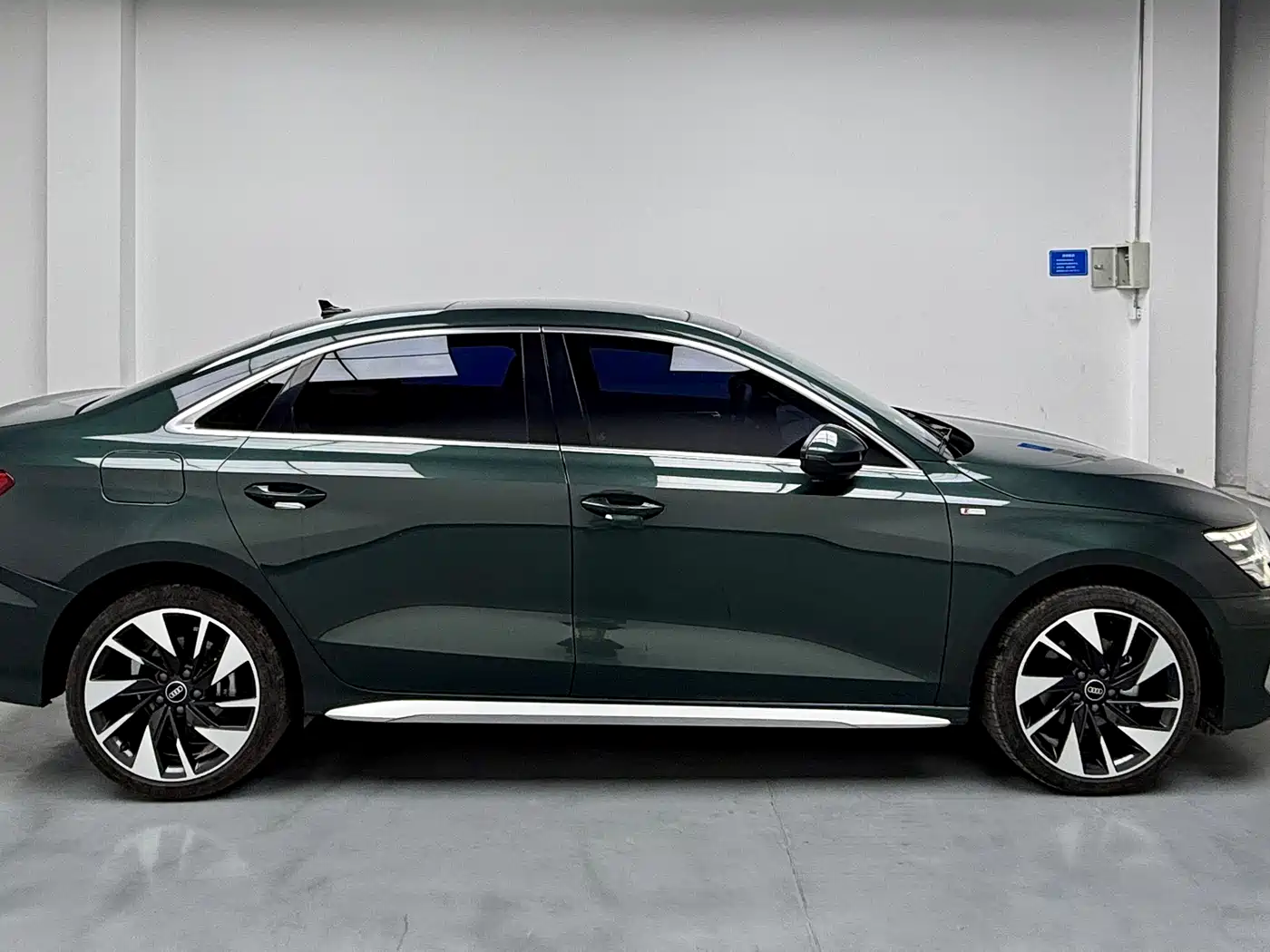 Audi A3 2023 A3L Limousine 35 TFSI Fashion Sport фото 15