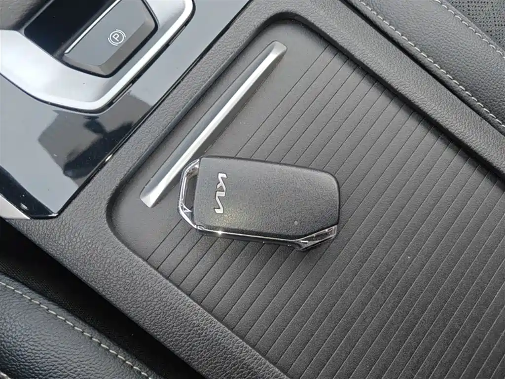 Kia K3 2021 Facelift 1.5L CVT Fashion Edition фото 19