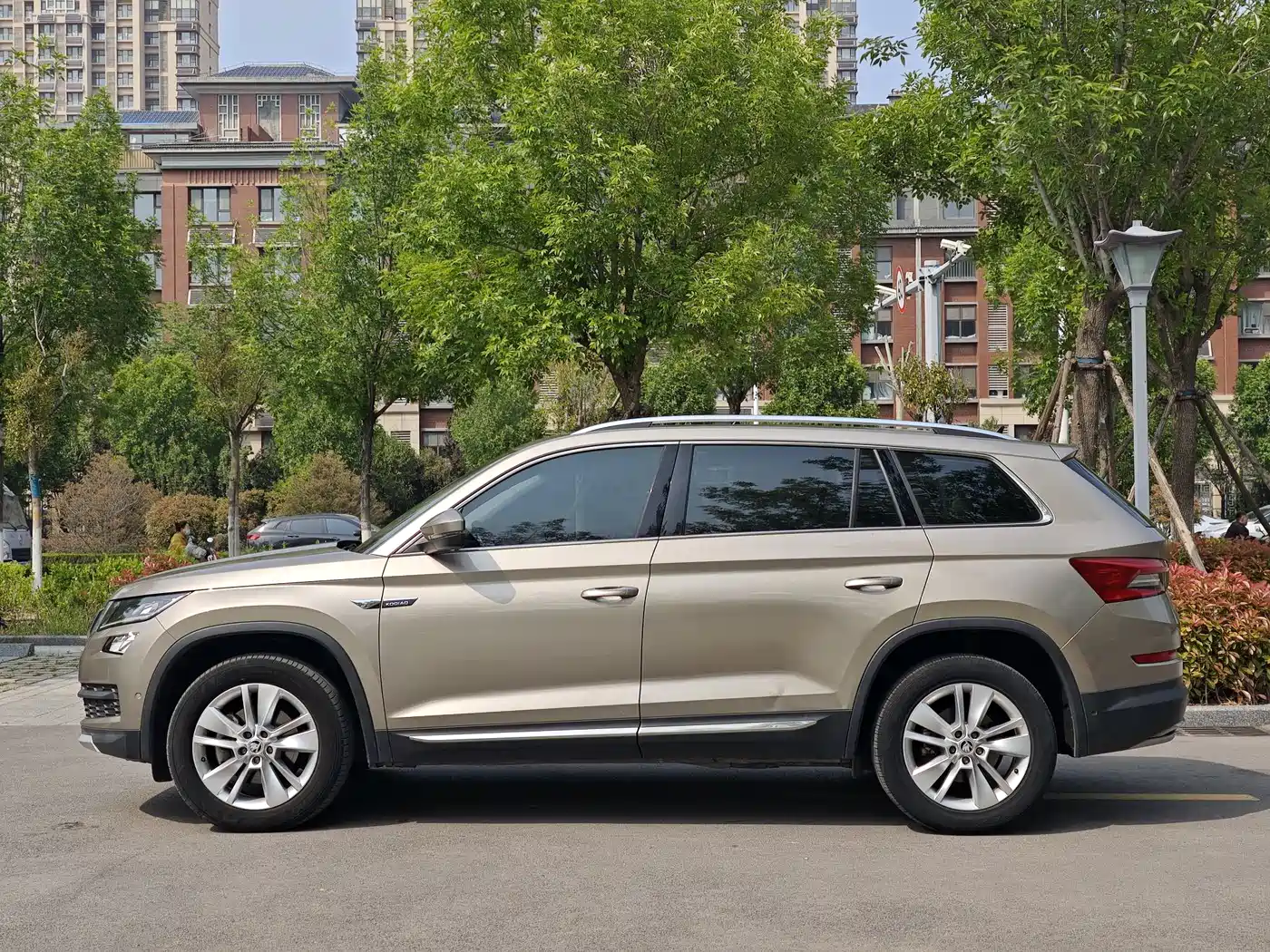 Škoda Kodiaq 2019 Facelift TSI330 5-Seater 2WD Luxury Premium Edition China V фото 8