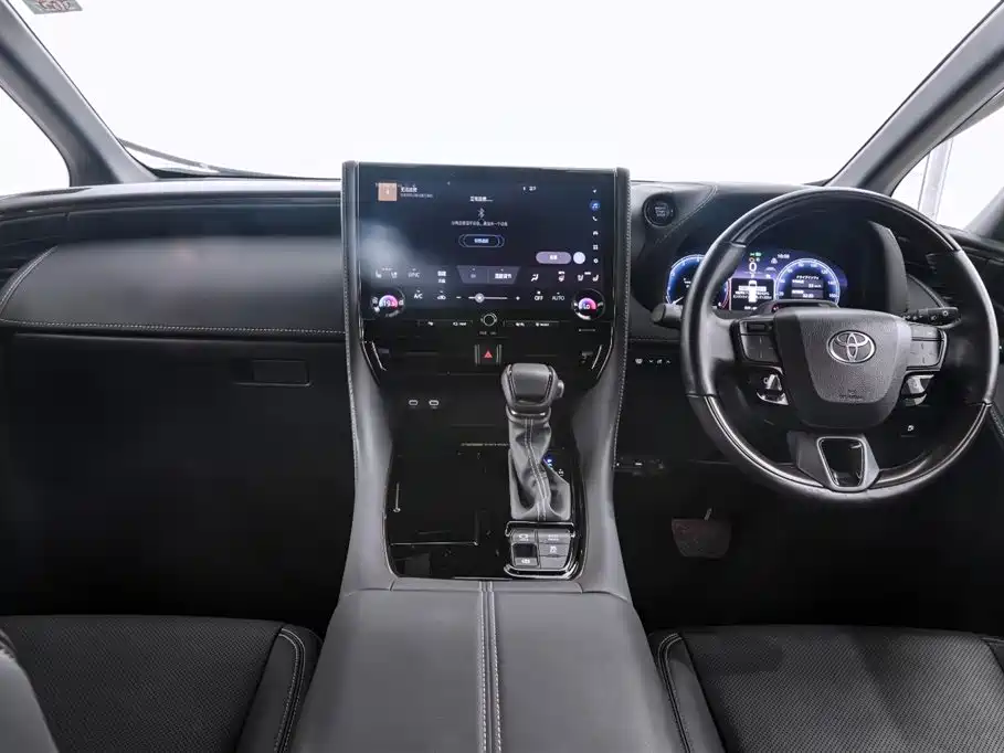 Toyota Alphard 2025 Hybrid 2.5L Prestige Gold Edition фото 7