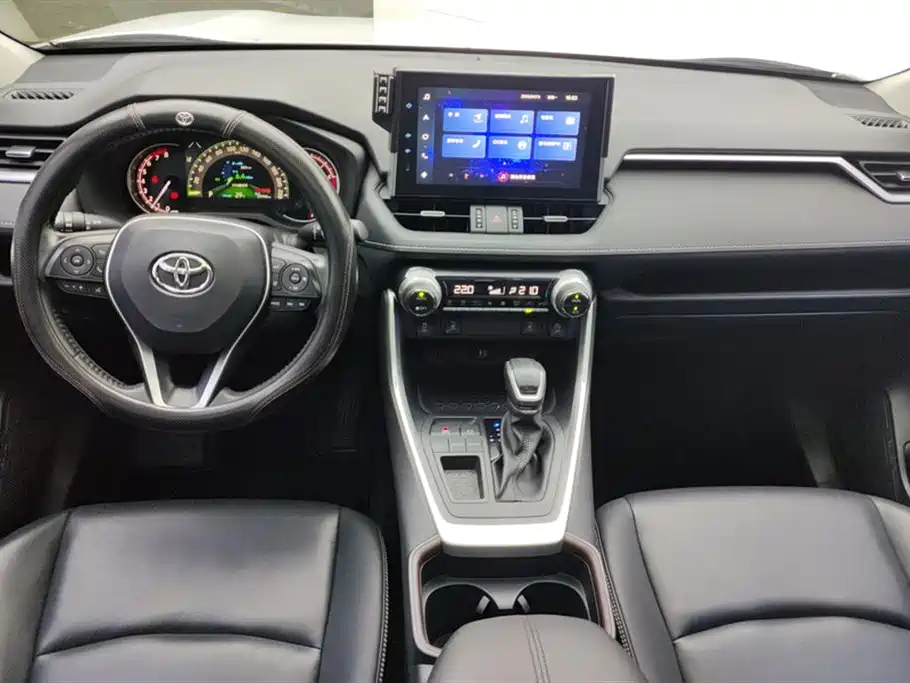 Toyota RAV4 Rongfang 2022 2.0L CVT 2WD Trend Plus Edition фото 12