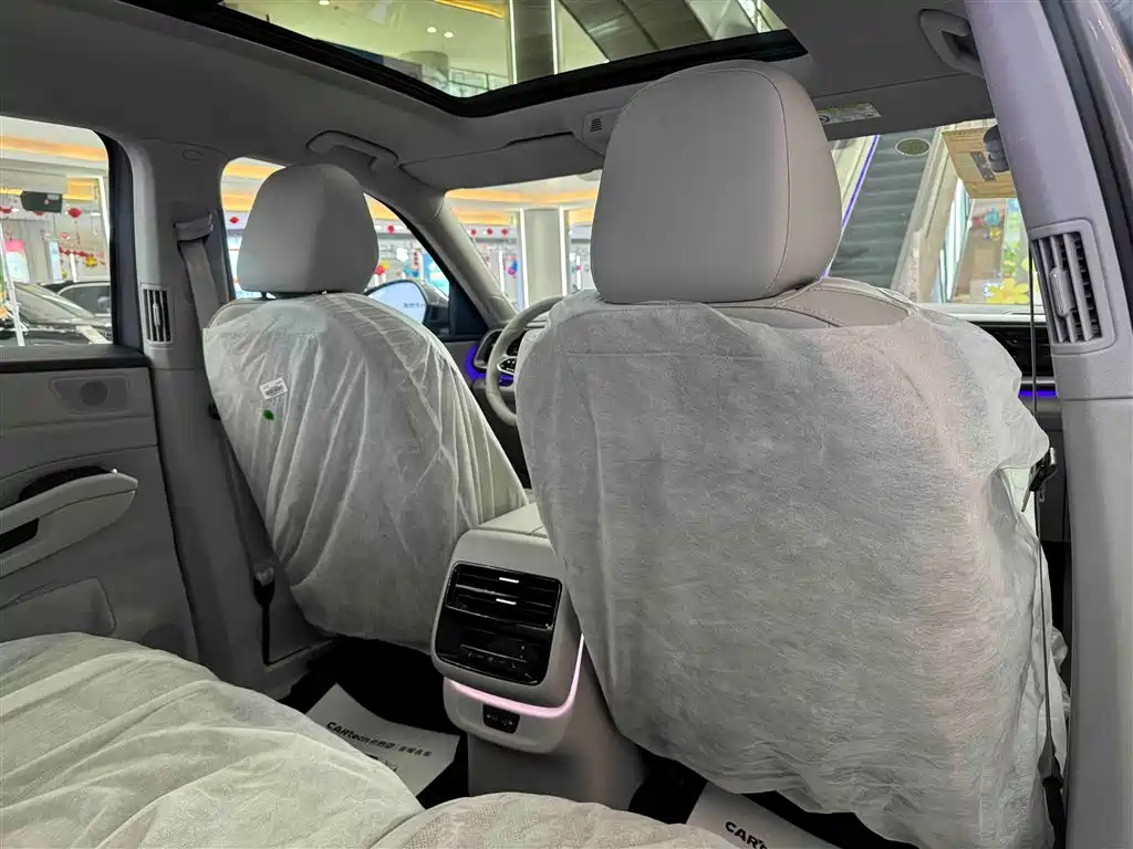 Volkswagen Teramont 2025 Model Teramont Pro 450TSI 4WD Cross Country Edition фото 11