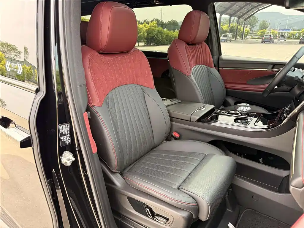 GAC Trumpchi Trumpchi M8 2025 Model Master Series Super Hybrid Edition фото 10