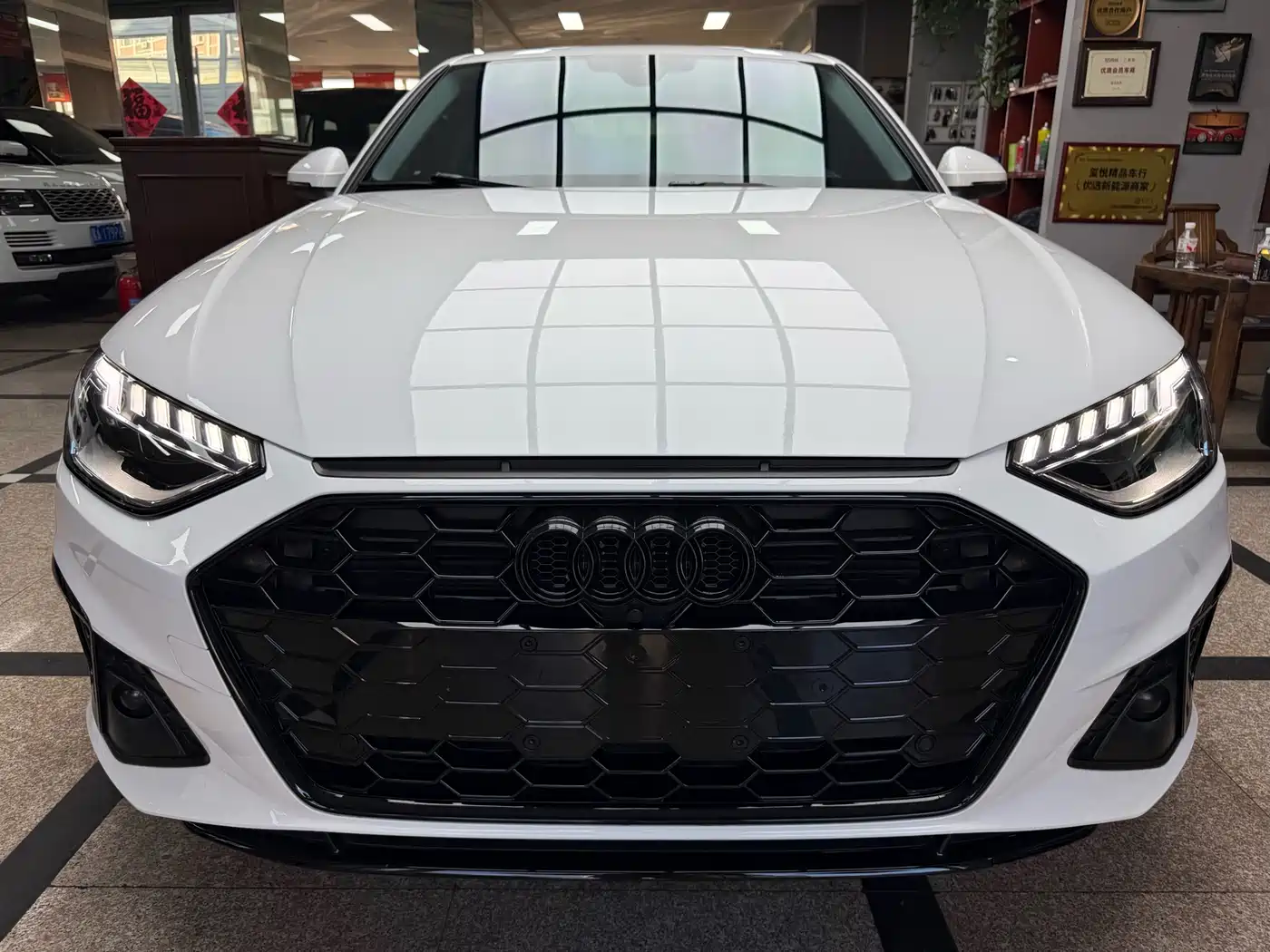 Audi A4L 2023 40 TFSI Luxury Sport фото 2