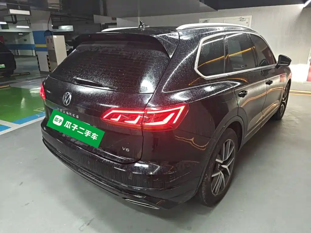 Фото 7 - Volkswagen Touareg