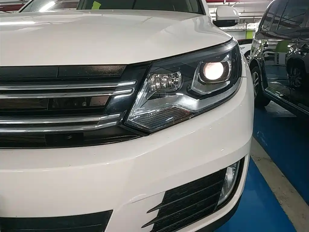 Volkswagen Tiguan 2017 300TSI Automatic 2WD Silk Road Fashion Edition фото 24