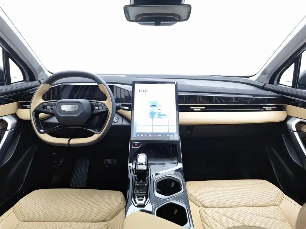 GEELY AUTOMOBILE BOYUE L