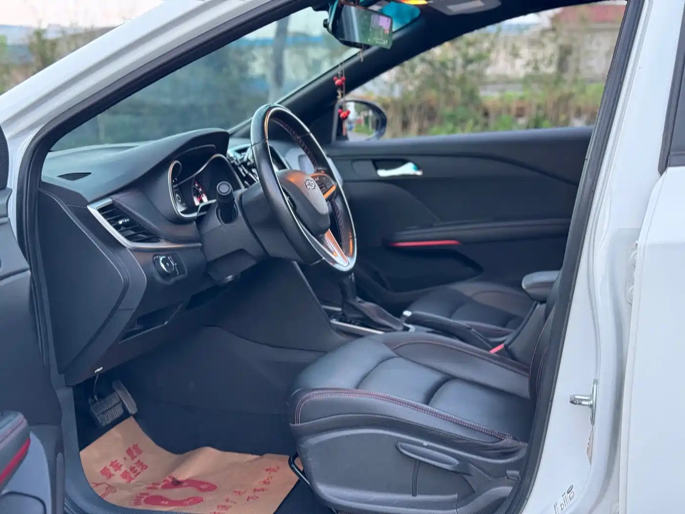 Chevrolet Monza 2019 RS 330T Auto Smooth Edition China VI 4