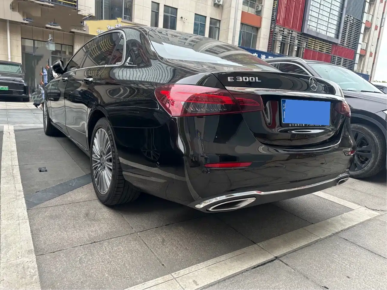 Mercedes-Benz E-Class 2023 E 300 L Fashion фото 17