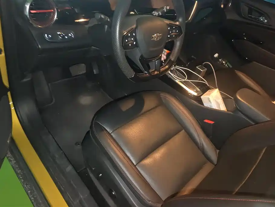 Chevrolet Seeker 2022 1.5T CVT RS Stinger Edition фото 9