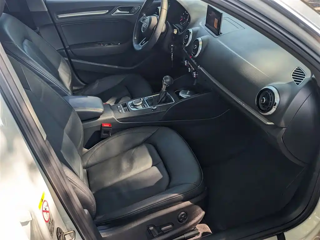 Audi A3 2019 Sportback 35 TFSI Style China VI фото 19