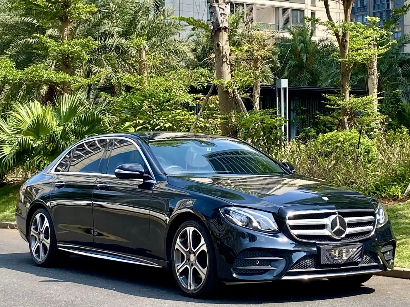Mercedes-Benz E-Class 2016 E 300 L Sport Luxury фото 3