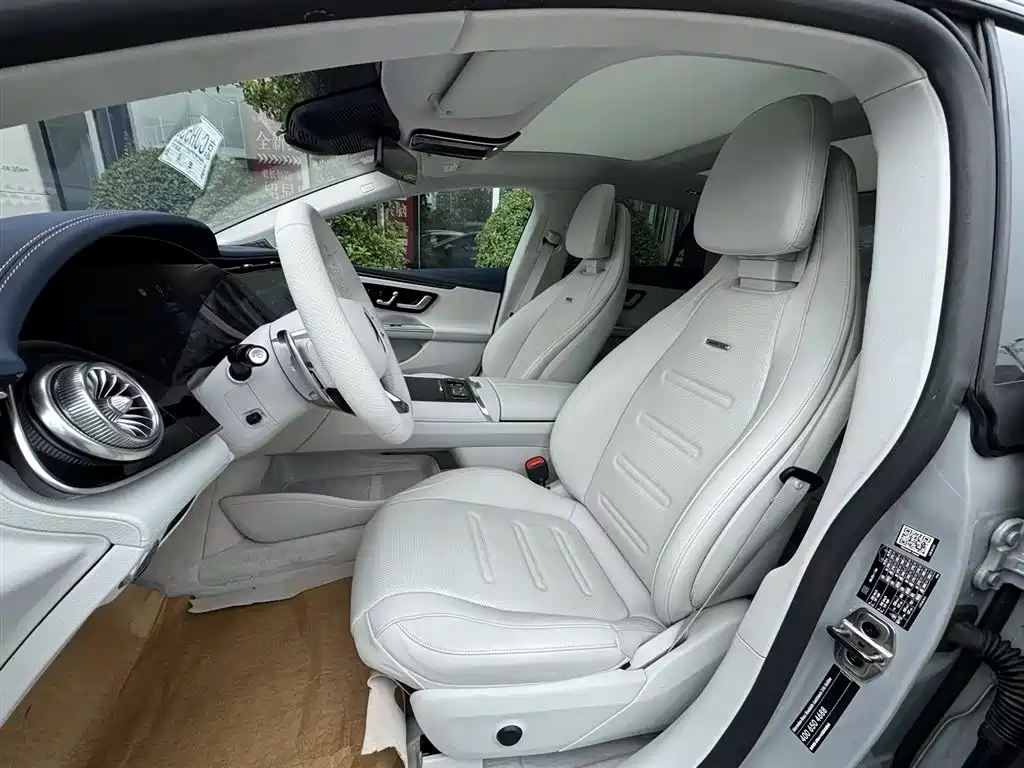 Mercedes-Benz EQE AMG 2023 AMG EQE 53 4MATIC+ фото 12
