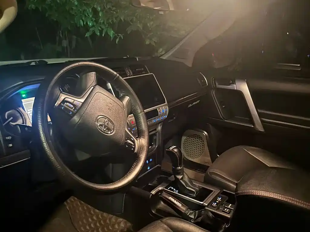 Toyota Prado 2018 3.5L Automatic VX NAVI Rear-mounted Spare Tire фото 2