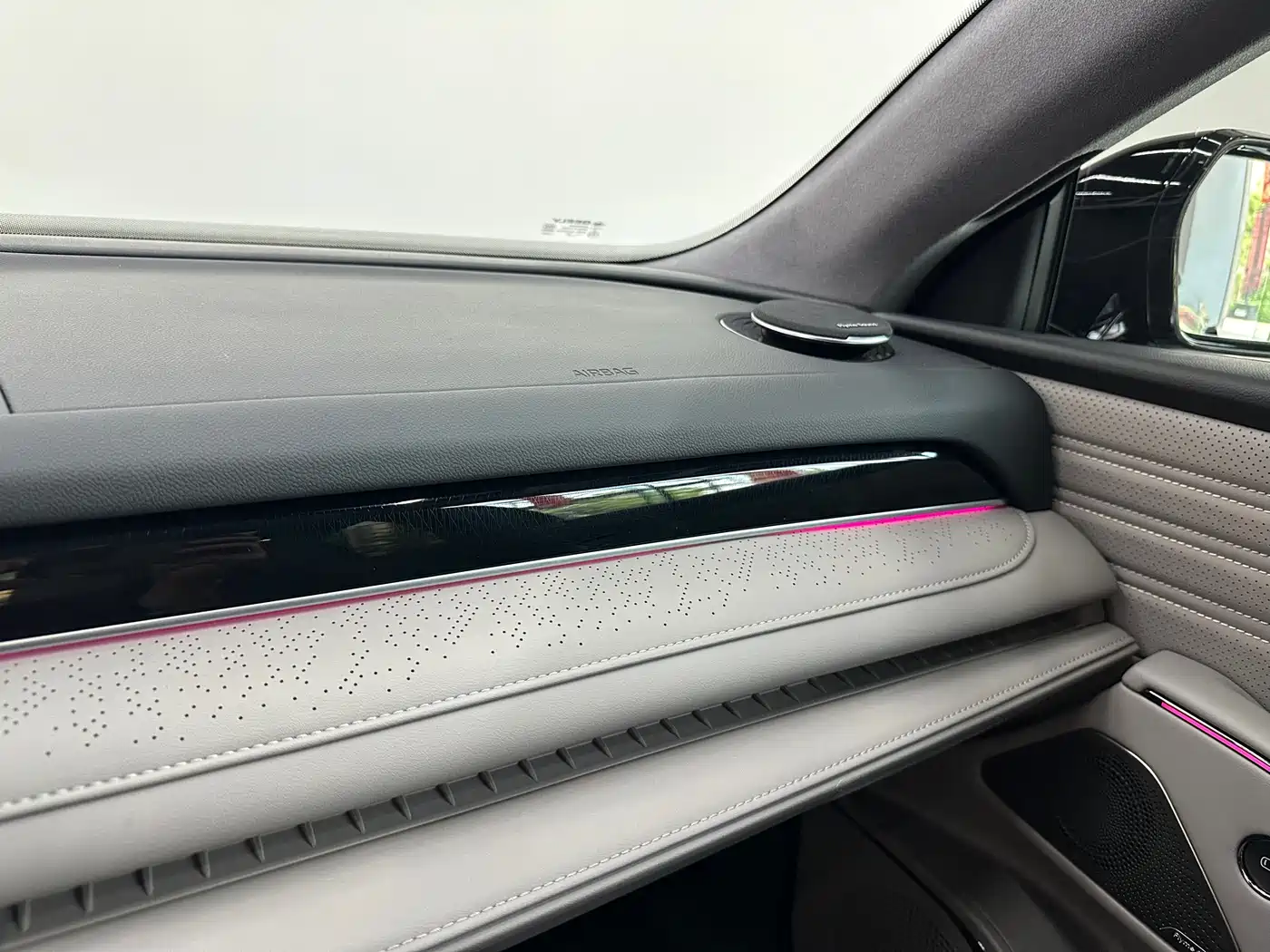 Geely Galaxy Galaxy Xingyao 8 2025 130km EM-P Starship Edition фото 12