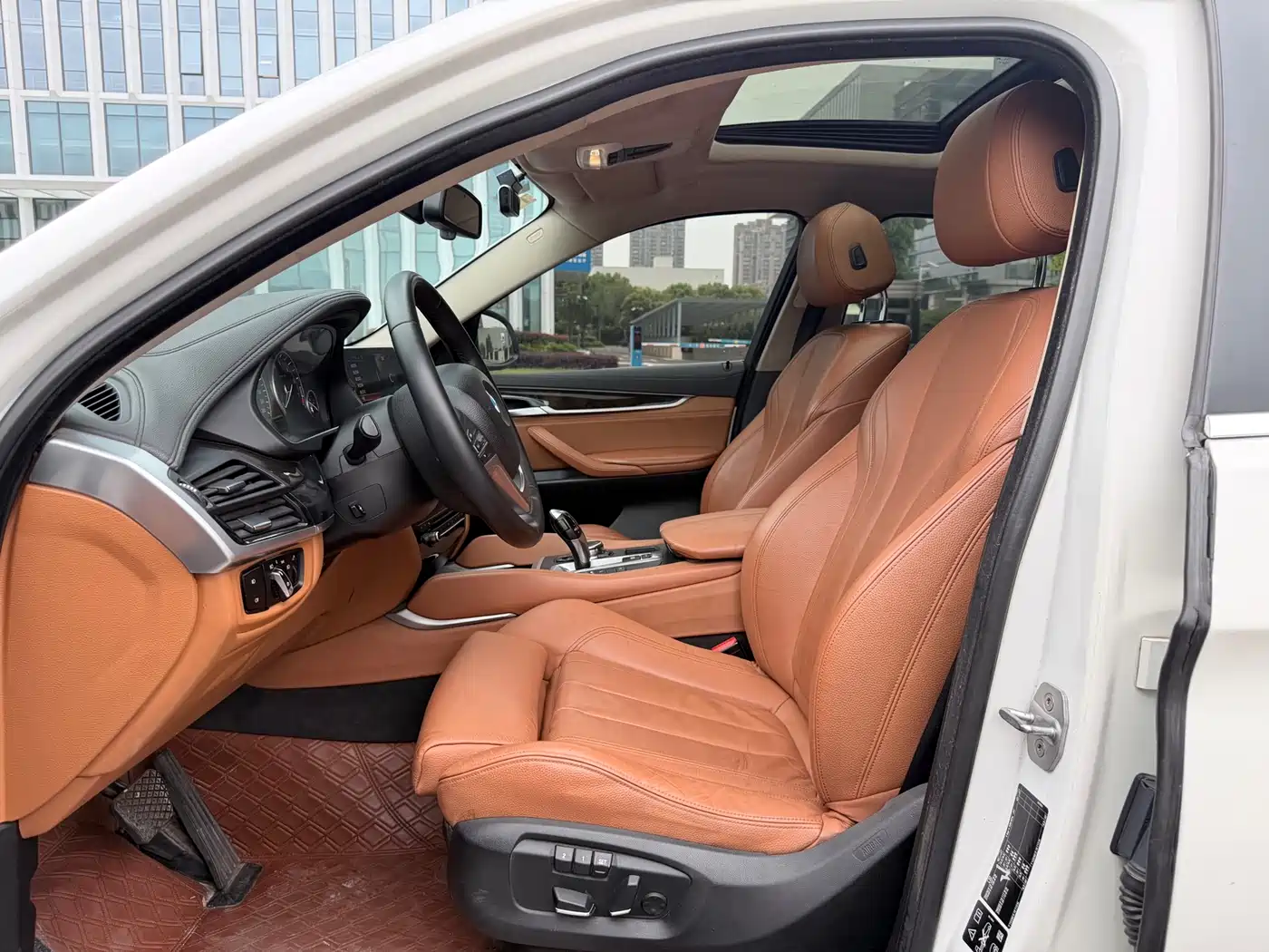 BMW X6 2015 xDrive28i фото 10