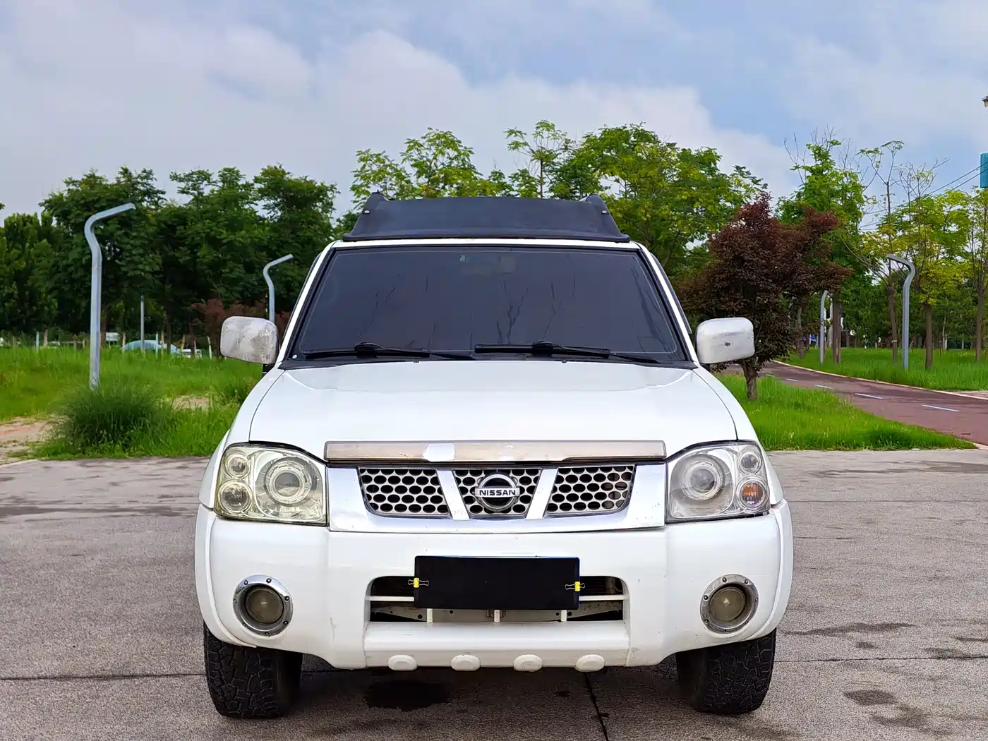 Nissan Paladin 2013 2013 2.4L 4WD Executive Model
