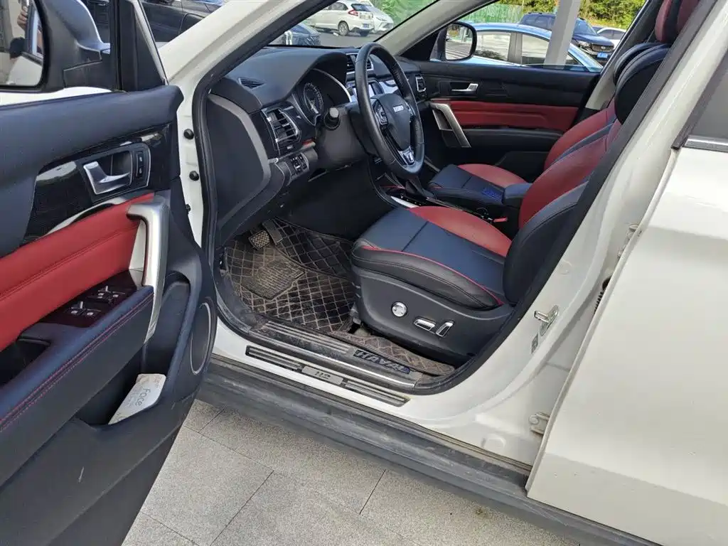 Haval H2 2017 Blue Label 1.5T Automatic 2WD Luxury фото 14