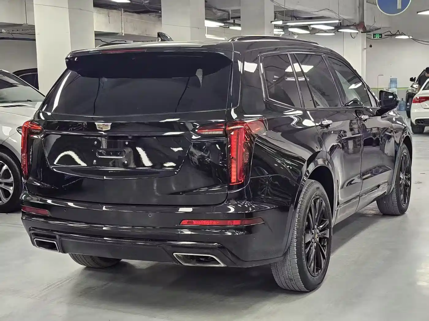 Cadillac XT6 2020 28T 6-Seater 4WD Luxury Model фото 4