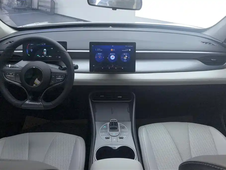 BYD Hai Bao 05 DM-i 2025 DM-i Smart Drive Edition 55KM Luxury фото 12