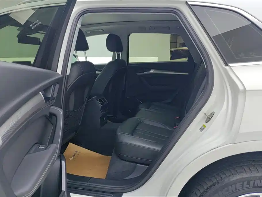 Audi Q5L 2020 45 TFSI Exclusive Fashion фото 11