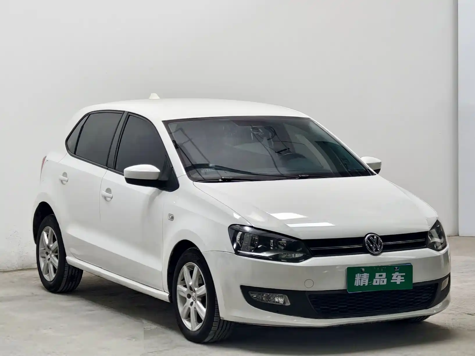 Photo 3 - Volkswagen Polo