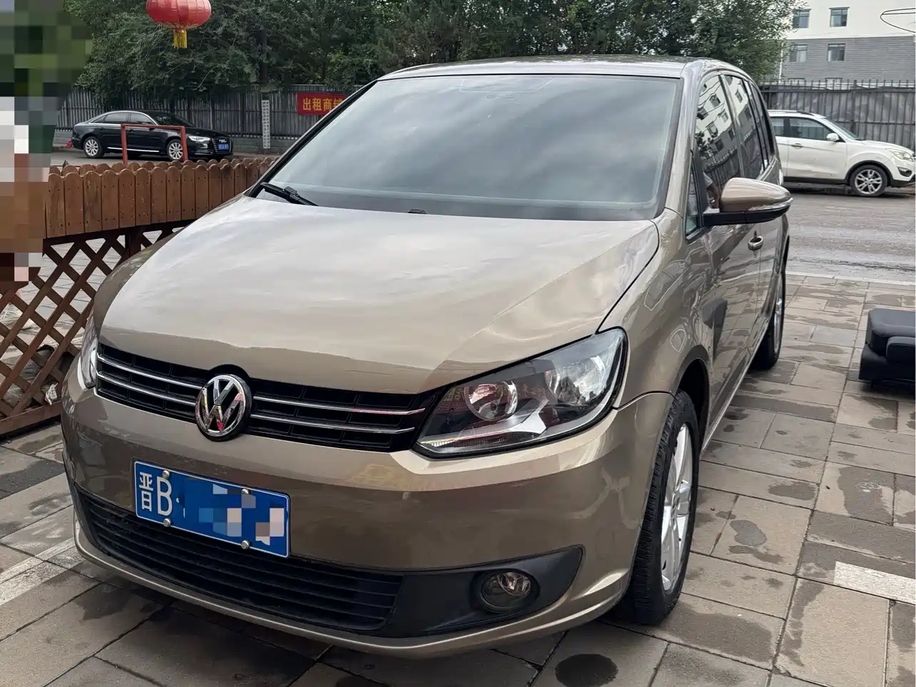 صورة 1 - Volkswagen Touran