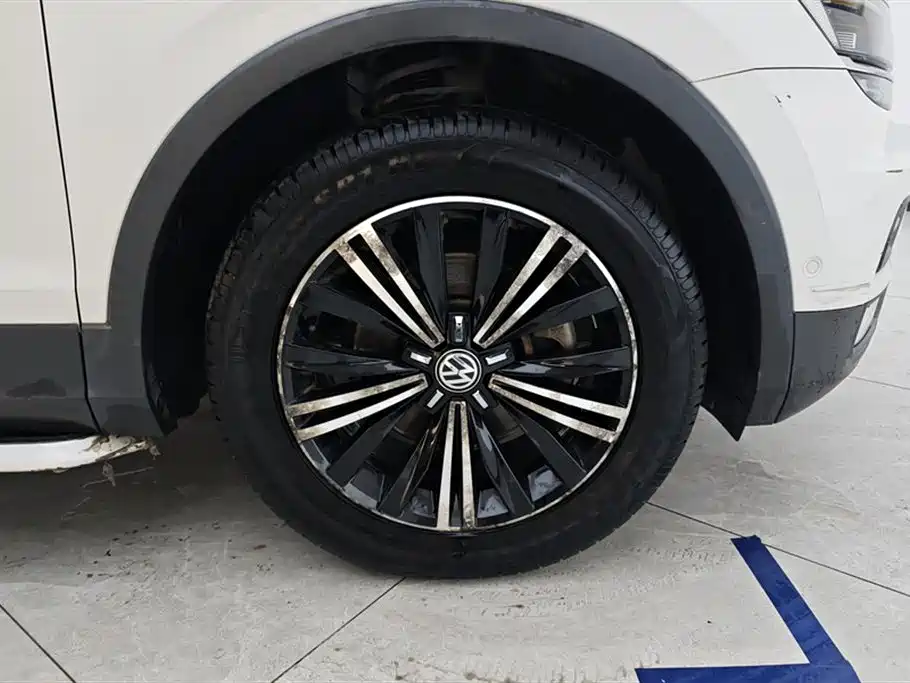 Volkswagen Tiguan L 2017 330TSI Automatic 2WD Flagship Edition фото 6