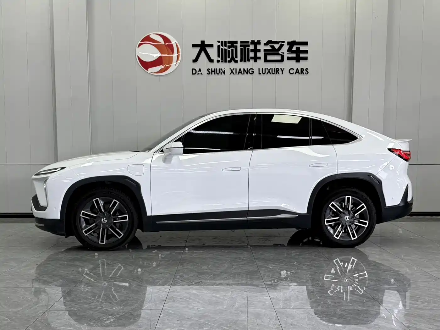 NIO NIO EC6