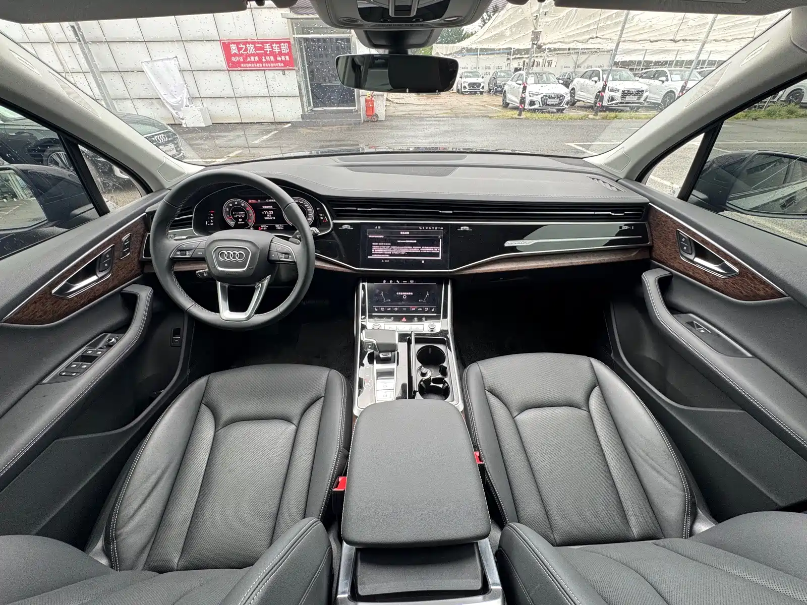 Фото 10 - Audi Q7