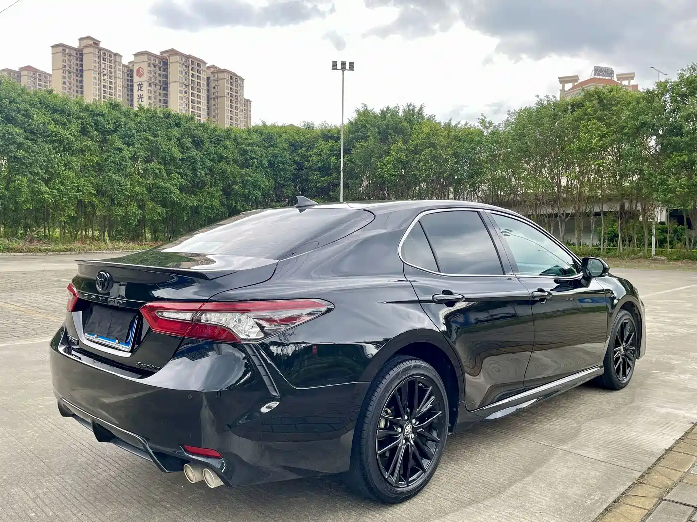 Photo 5 - Toyota Camry