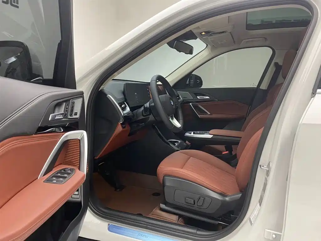 BMW X1 2026 2025 sDrive25Li X Design Package