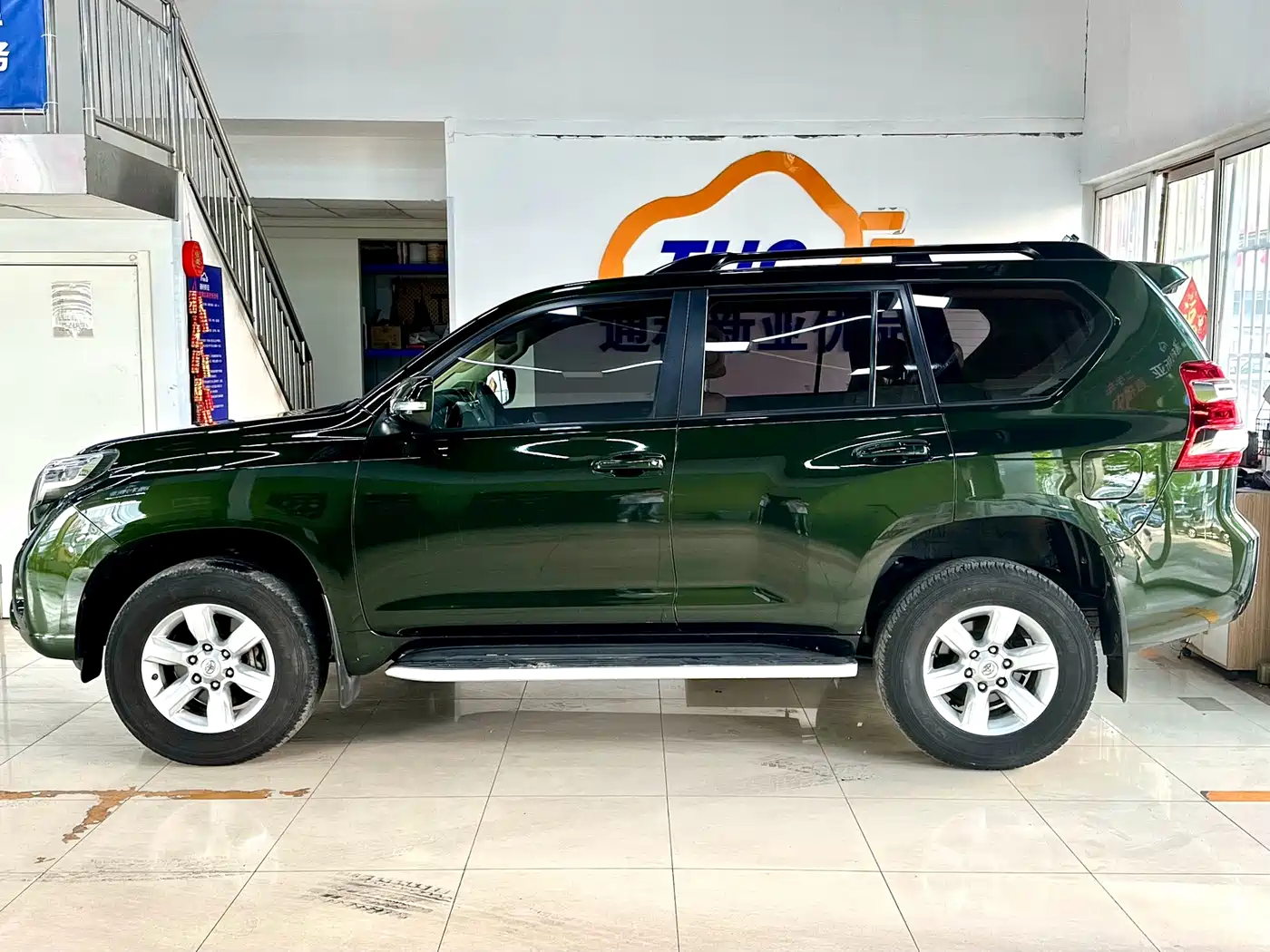 Toyota Prado 2014 4.0L Automatic TX-L фото 5