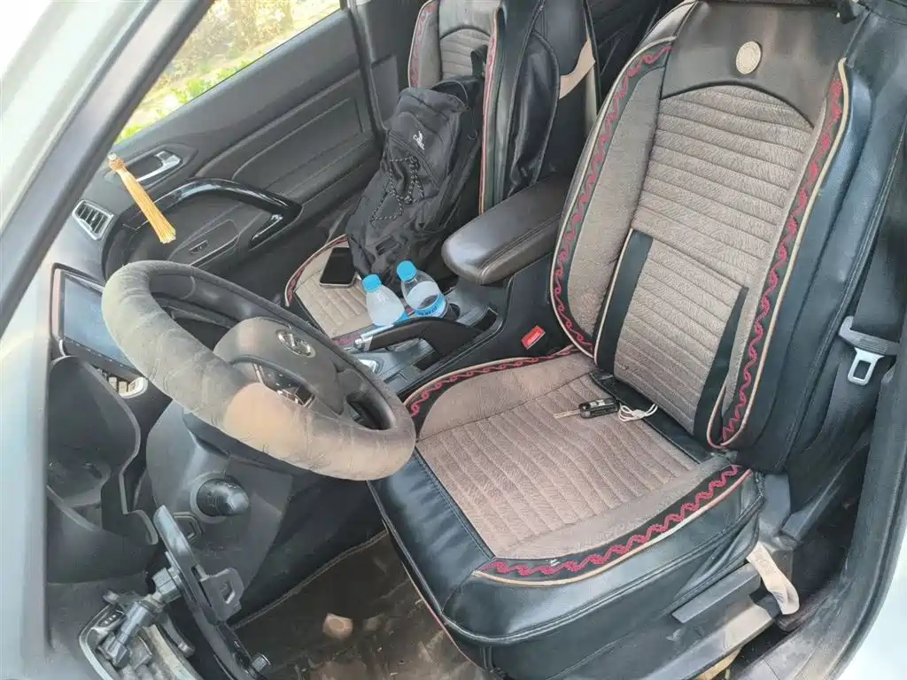 GAC Trumpchi Trumpchi GS4 2017 200T Manual 2WD Elite фото 8
